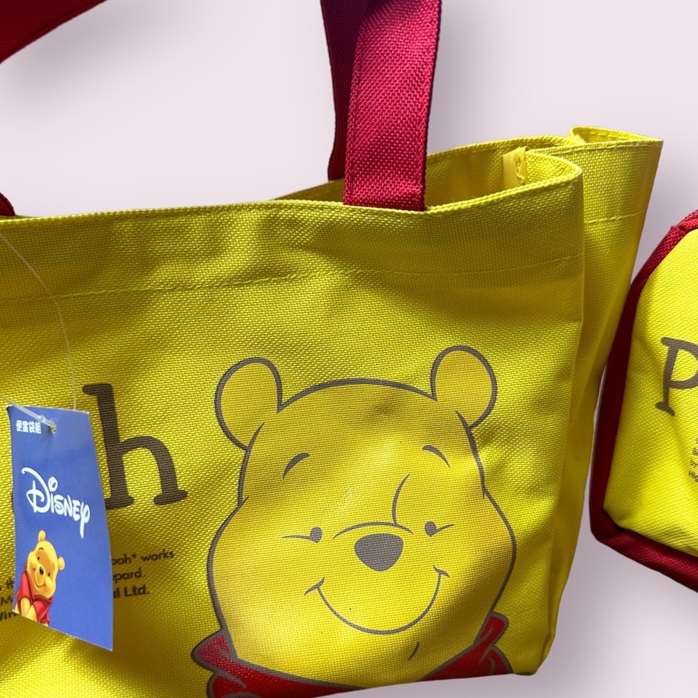 NWT Disney Winnie The Pooh Yellow And Red Two Piece Lunch Bag Set Insulated - Picture 2 of 12